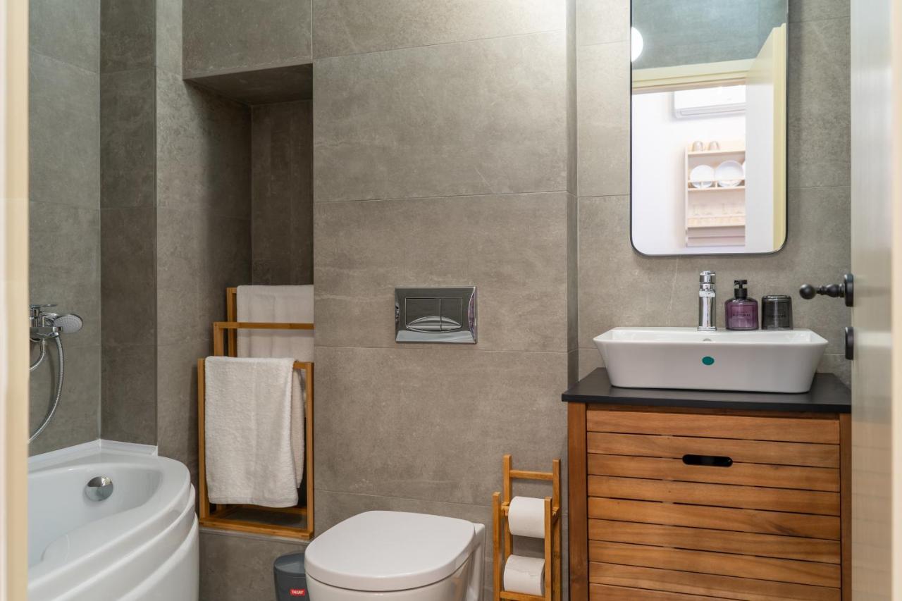 Quattro Domus 4-Historical Townhouse Apartment Ираклио Екстериор снимка